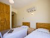 İzmir ceşme de tesetürlü aiilelere uygun ultra lüks kiralık havuzlu villa