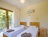 İzmir ceşme de tesetürlü aiilelere uygun ultra lüks kiralık havuzlu villa