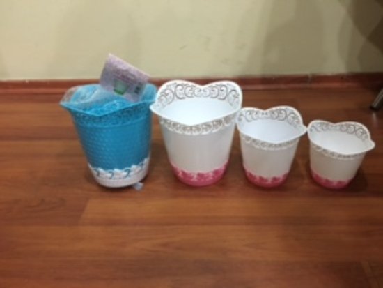 Dantelli Saksı