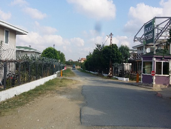 İSTANBUL SİLİVRİ YENİ ÇANTA MERKEZDE% 25 3 KAT KONUT İMARLI ARSA